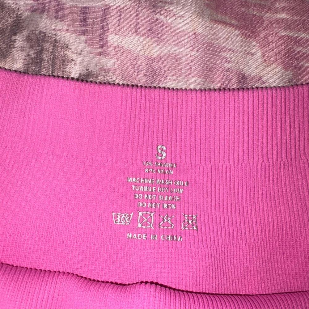 Pink Seamless Ribbed Shorts - Picture 3 of 3